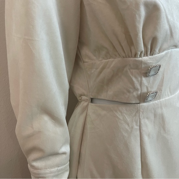 Cream velvet cutout blazer long sleeve  mini dress with buttons details - Picture 8 of 14